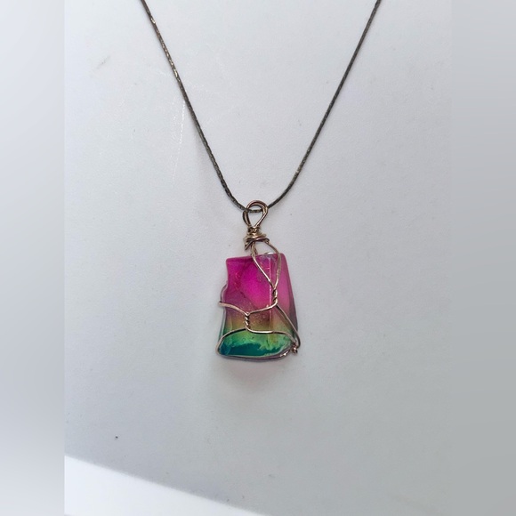Handmade Iridescent Rainbow Pendant Gold Tone Chain Necklace Boho Jewelry - Picture 7 of 13